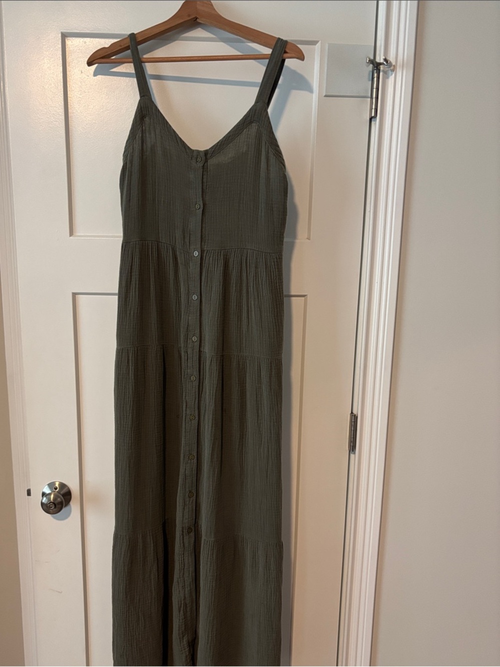 Evereve Cotton muslin maxi dress